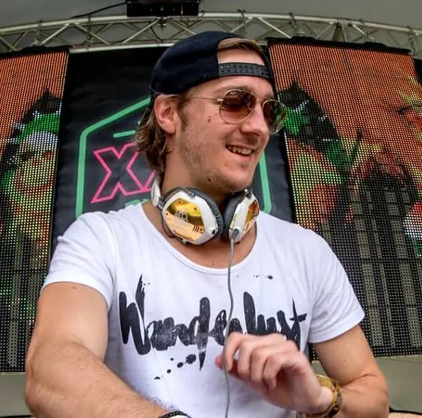 Chris at the decks on stage